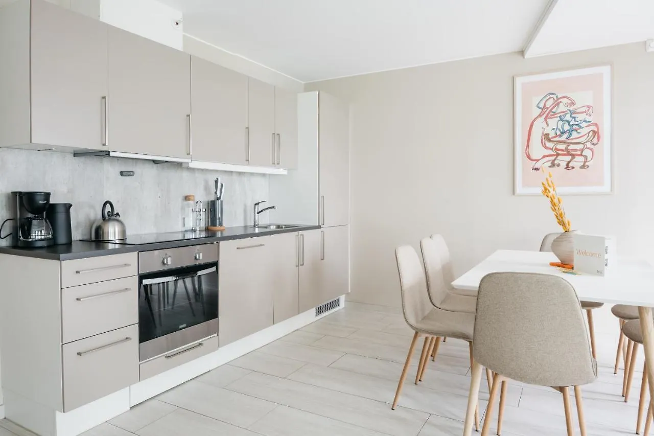 Stay L Urban - Spacious Apartment With Private Terrace 베르겐