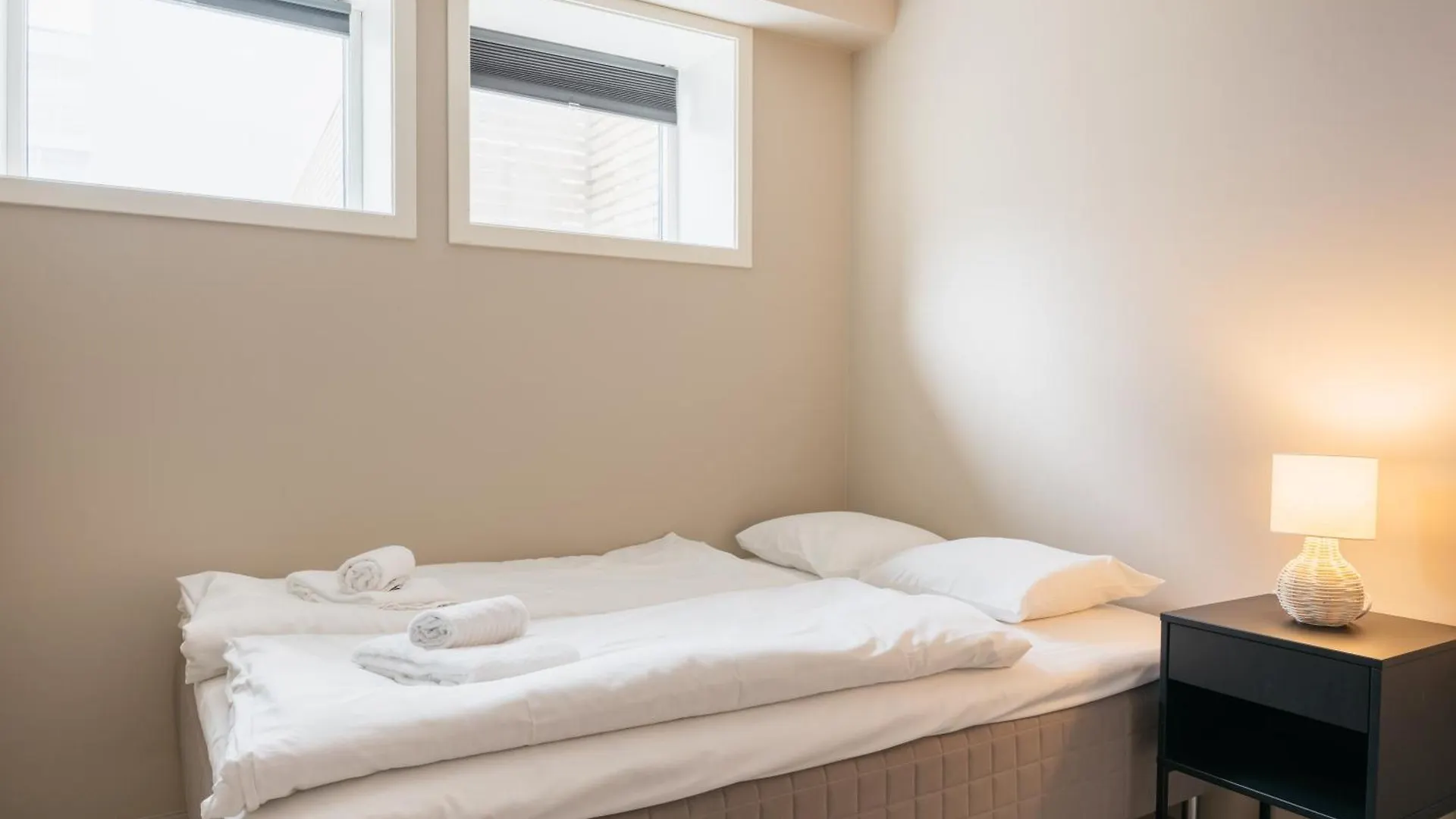 Stay L Urban - Spacious Apartment With Private Terrace 베르겐