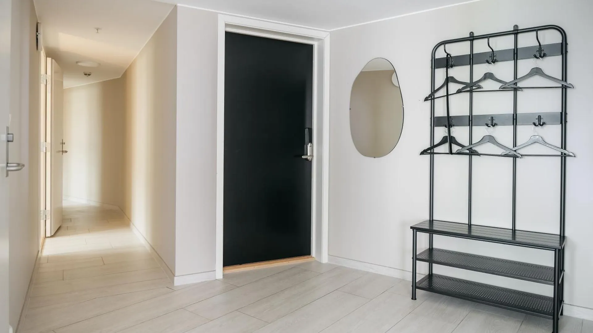 Stay L Urban - Spacious Apartment With Private Terrace Bergen